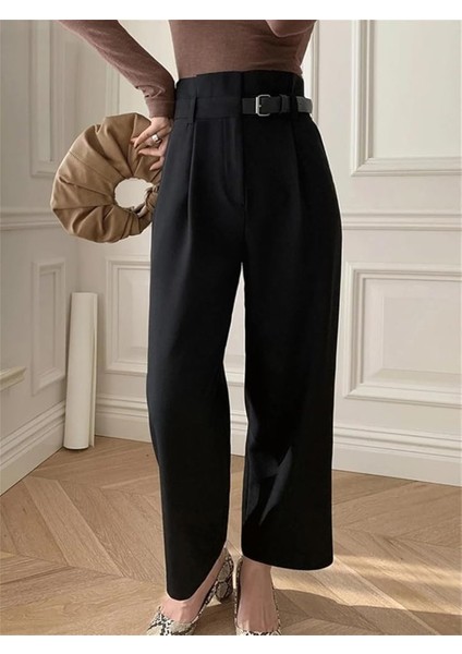 Aknbutik Kadın Yan Deri Kemerli Şık Havuç Pantolun