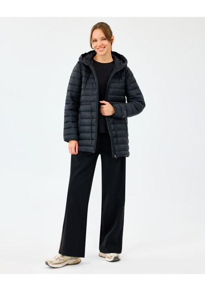 W Light Weight Quilted Jacket Kadın Siyah Mont S2520206-3817 indirimleri