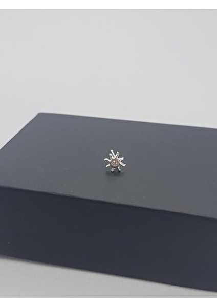 925 Ayar Gümüş Zirkon Taşlı ''güneş'' Hızma (En: 9 Mm)