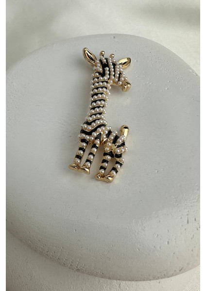 Altın Rengi Inci Detay Siyah Mineli Zürafa Broş (6cm)