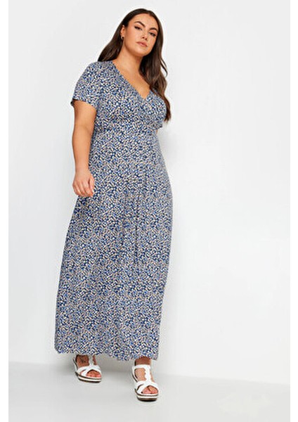 Büyük Beden V Yaka Desenli Kuşaklı Kısa Kol Anvelop Elbise 302644 fırsatları