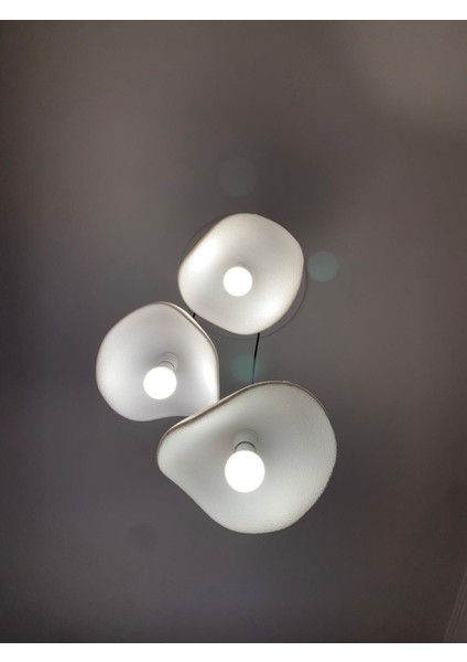 Dekoratif Asimetrik 3’lü Avize – LED Uyumlu Modern Beyaz Sarkıt Aydınlatma fiyatları