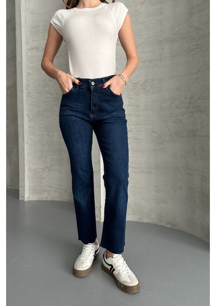 Lacivert Boy Fit Kesik Paça Jean Lacivert / 25 fırsatları