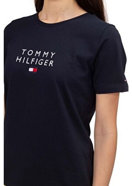 Logolu Kadın Basic Tişört