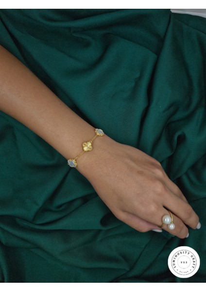 925 Ayar Gümüş Erkek ve Kadın Yonca Model Altın Kaplama ve Beyaz Doğal Taşlı Bileklik - Van fiyatları