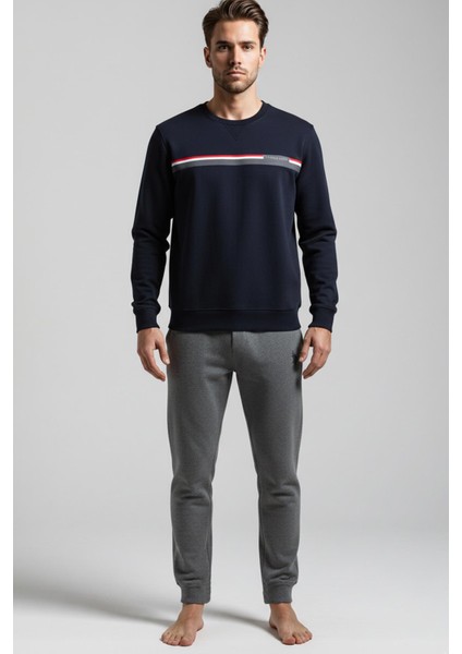 Erkek Uzun Kollu Lacivert Renk Göğüs Şeritli Düz Paça Pijama Takımı C5T2N981