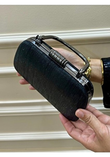 Kadın Simli Tutma Detaylı Abiye Omuz Çantası modelleri