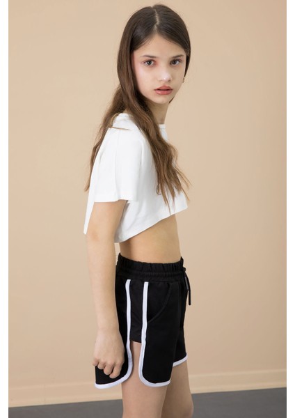 Siyah Yanları Yırtmaçlı Çiçek Baskılı Beli Lastikli Kız Çocuk Şort 20734 modelleri