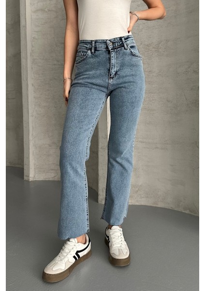 Açık Mavi Boy Fit Kesik Paça Jean Mavi / 29 indirimleri