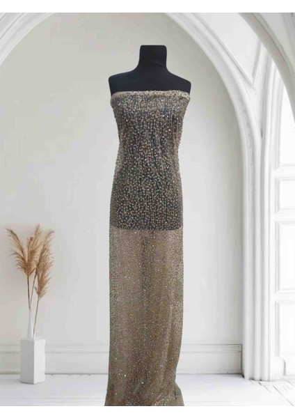 Altın Taş Işlemeli Simli Tül Abiye Kumaşı