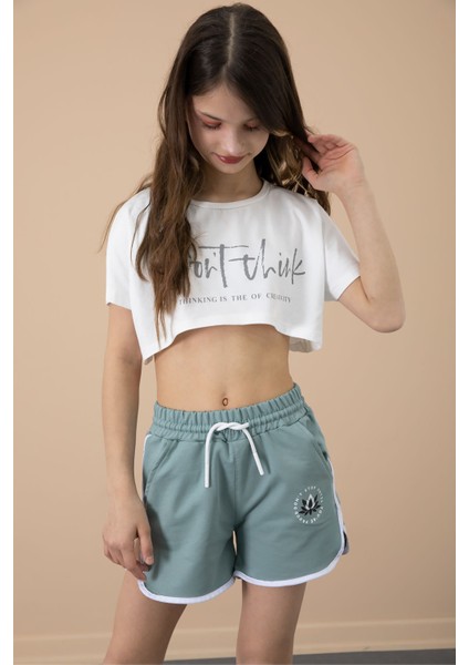 Yeşil Yanları Yırtmaçlı Çiçek Baskılı Beli Lastikli Kız Çocuk Şort 20741 modelleri