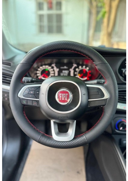 Fiat Egea 2015-2019 Araca Özel Direksiyon Kılıfı Uyumlu Nokta Karbon Kırmızı Ip Açıklamayı Okuyunuz