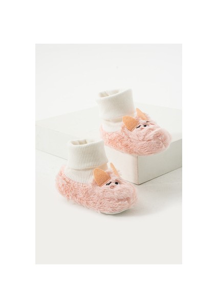 Kaydırmaz Taban Peluş Rahat Konforlu Çoraplı Kız Bebek Patik modelleri