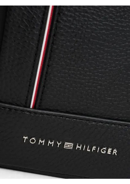 Tommy Hılfıger Erkek Marka Logolu Ayarlanabilir Omuz Askılı Şık Görünüşlü Gündelik Kullanıma Uygun Siyah Omuz Çantası AM0AM13633 Bds modelleri
