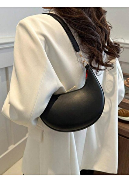 Ay Dizaynlı Günlük Şık Tasarımlı Kadın Koltuk Altı Baget Çanta