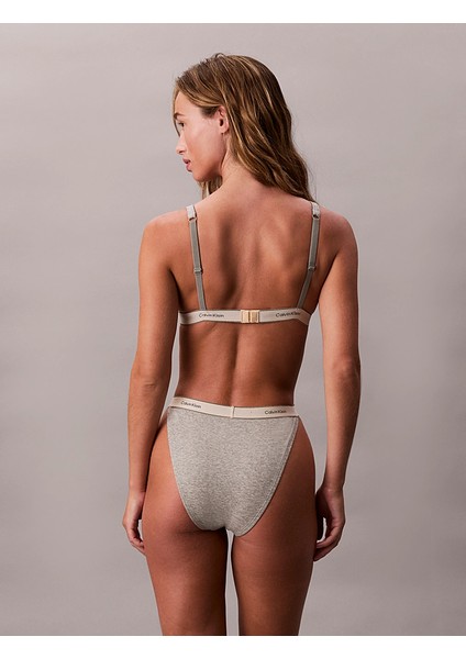 Calvın Kleın Kadın Marka Logolu Elastik Bantlı Günlük Kullanıma Uygun Gri Külot LV00QF8370 P7A modelleri