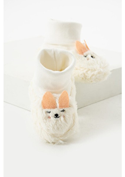 Kaydırmaz Taban Peluş Rahat Konforlu Çoraplı Kız Bebek Patik modelleri