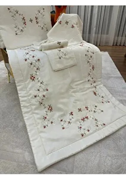 Nişan Bohça Seti El Işi ( Seccade Setimiz 6 Parçadan Oluşmaktadır..)