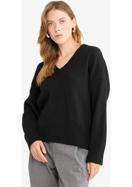 Oversize Geniş Kalıp V Yaka Triko Kazak G2957AX25AU modelleri