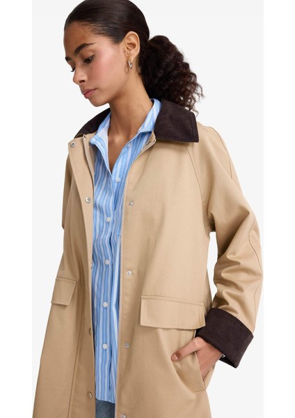 Regular Fit Kontrast Yaka Cepli Çıtçıtlı Pamuklu Trençkot E8594AX25AU