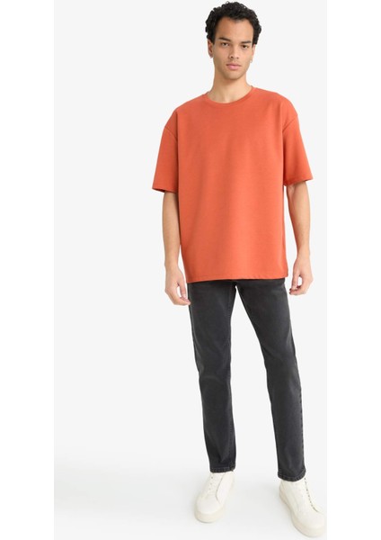 Oversize Geniş Kalıp Bisiklet Yaka Kısa Kollu Tişört G1702AX25AU fiyatları