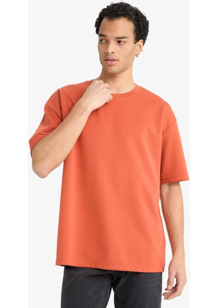 Oversize Geniş Kalıp Bisiklet Yaka Kısa Kollu Tişört G1702AX25AU fırsatları