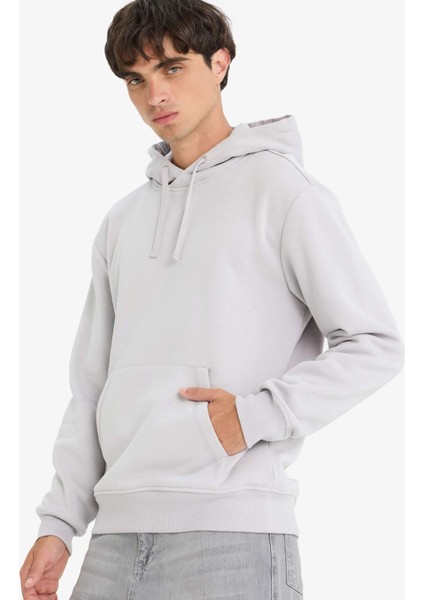 Regular Fit Kapüşonlu İçi Yumuşak Tüylü Kanguru Cepli Basic Düz Sweatshirt X8283AZ25AU