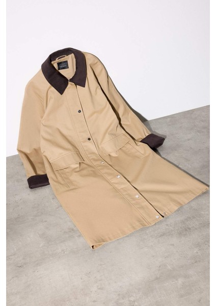 Regular Fit Kontrast Yaka Cepli Çıtçıtlı Pamuklu Trençkot E8594AX25AU