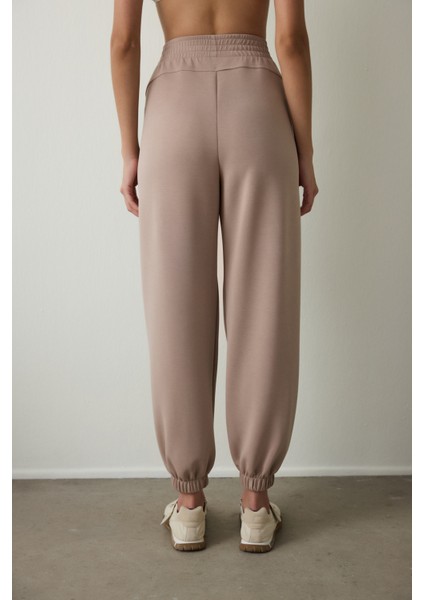Bej Yüksek Bel Dikiş Detaylı Modal Jogger fiyatları