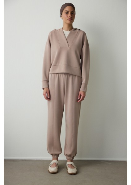 Bej Kapüşonlu Modal Crop Sweatshirt fırsatları