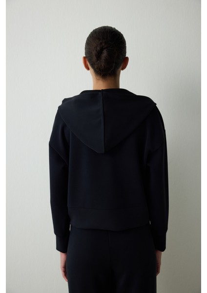 Siyah Kapüşonlu Modal Crop Sweatshirt