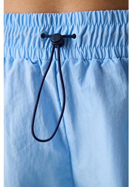 Çok Renkli Beli Ayarlanabilir Düğme Detaylı Şort indirimleri