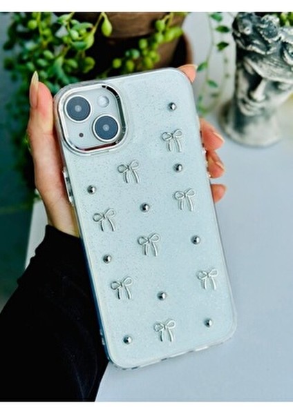 Iphone 14 Plus - 15 Plus Uyumlu Mini Fiyonk Tasarımlı Oyuncaklı Silikon Kılıf indirimleri