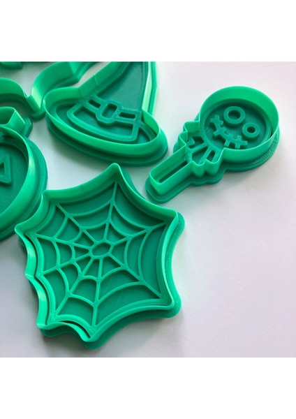 Halloween 5'li Kurabiye Kalıbı Seti, Cadı Şapkası, Balkabağı, Örümcek Ağı, Yarasa, Şeker Temalı