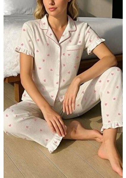 Kısa Kollu Pijama Takımı Pembe Kalp Desenli Düğmeli Tasarım