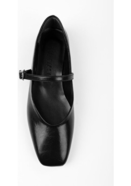 Kadın Sore Siyah Cilt Babet modelleri