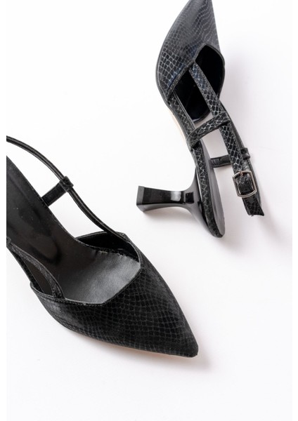 725 Siyah Pul Desenli Sivri Burunlu Topuklu Kadın Ayakkabı indirimleri