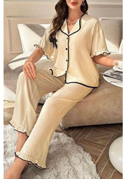 Kısa Kollu Düğmeli Pijama Takımı Bej Renk Düz Desenli fırsatları