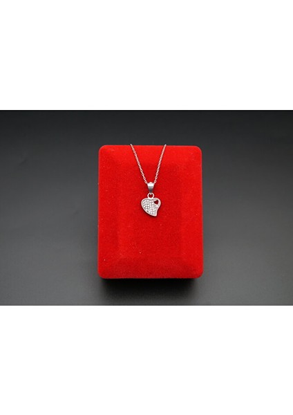 925 Ayar Gümüş Kalpli Kadın Kolye SK00066