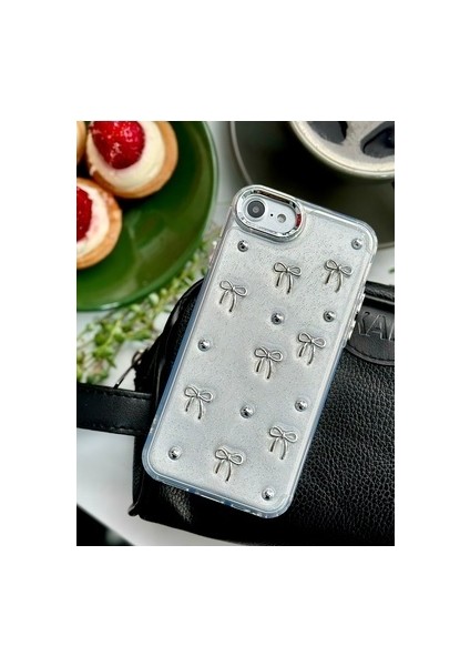 Iphone 7 - 8 - Se 2020 - Se 2022 Uyumlu Mini Fiyonk 3D Oyuncak Tasarımlı Esnek Silikon Kılıf fırsatları