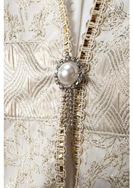 Erkek Bebek Mevlütlük ve Sünnetlik Tulum ve Şapka Seti – Altın Işlemeli Özel Olaylar İçin modelleri