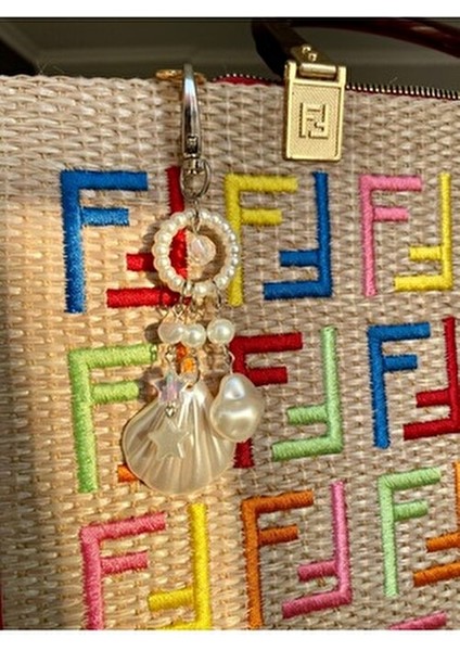 Deniz Temalı Incili Çanta Charmı Kadınlar İçin Renkli Desenli Yaz Aksesuarı fiyatları