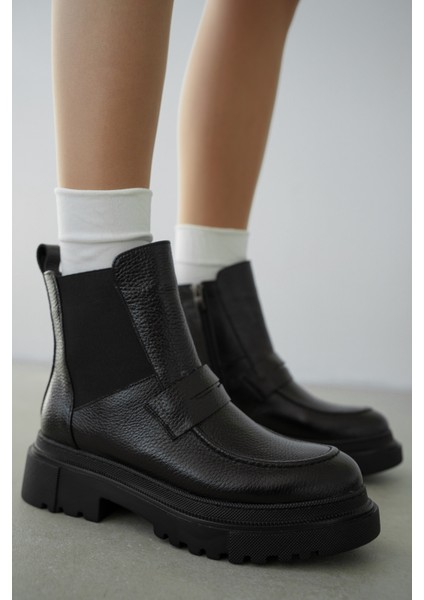 Viyola Hakiki Deri Lastikli Kemer Detaylı Kadın Bot- Siyah Deri modelleri