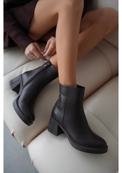 Owena Hakiki Deri Yuvarlak Burunlu Fermuarlı Kalın Topuklu Kadın Bot- Kahverengi modelleri