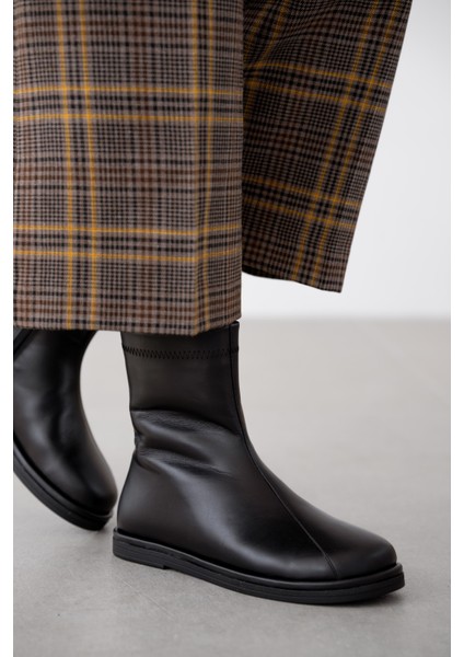 Miron Hakiki Deri Yandan Fermuarlı Kadın Bot- Siyah fiyatları