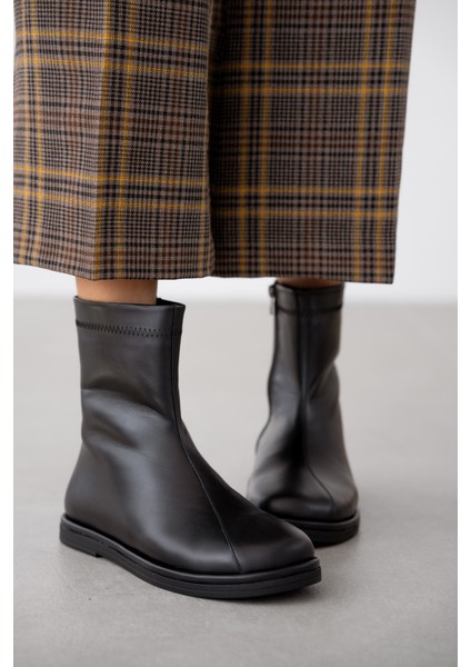 Miron Hakiki Deri Yandan Fermuarlı Kadın Bot- Siyah