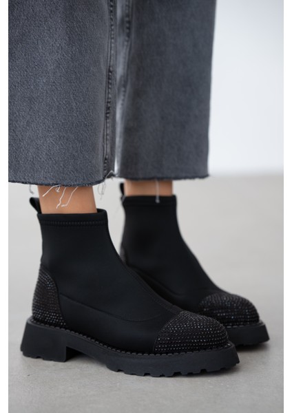 Nova Ön Sim Taş Detaylı Kadın Bot-Siyah
