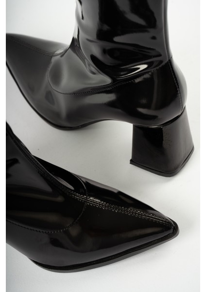 Areson Kısa Topuklu Sivri Burun Streç Kadın Bot- Siyah Rugan fırsatları