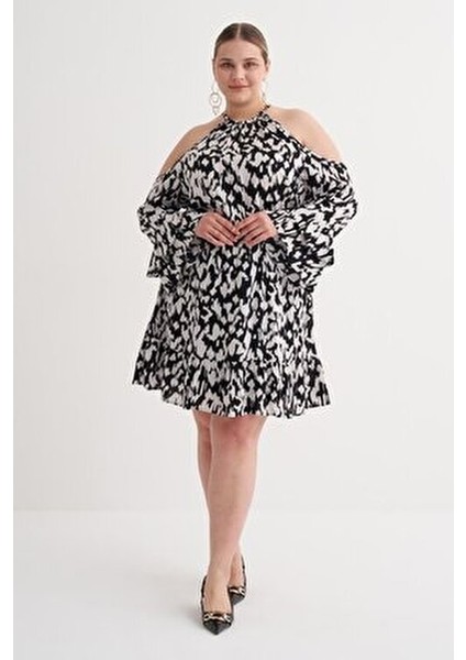 Pencere Detaylı Volanlı Elbise