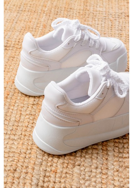SP-190 Beyaz Garni Bağcıklı Fileli Yüksek Taban Günlük Spor Ayakkabı fırsatları